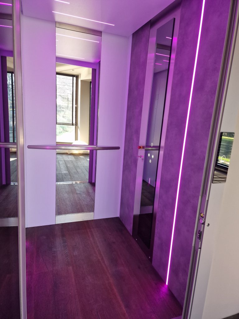 Ascenseur privatif - AMS86