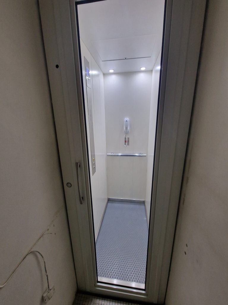 Ascenseur privatif - AMS86